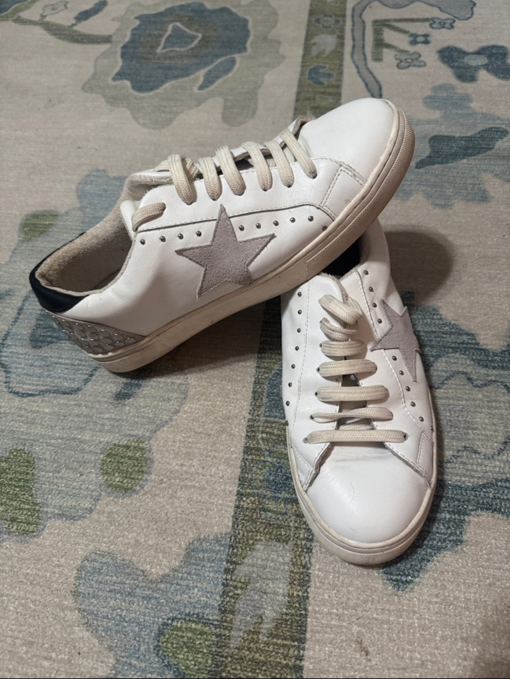 Steve Madden White Sneakers with Gray Star Detail